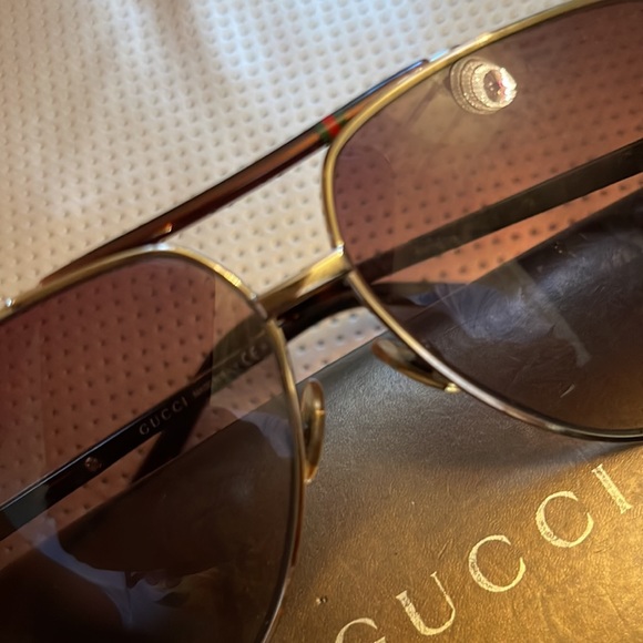 Authentic Gucci Gold Rim Gladiator Sunglasses - Picture 3 of 16